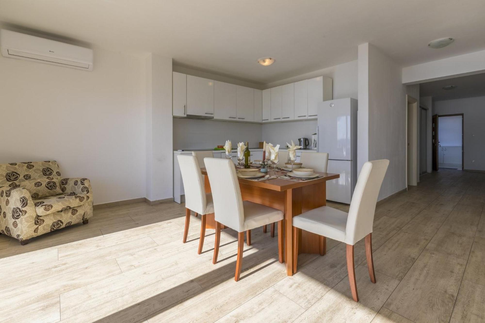 Melanie Appartement Crikvenica Buitenkant foto