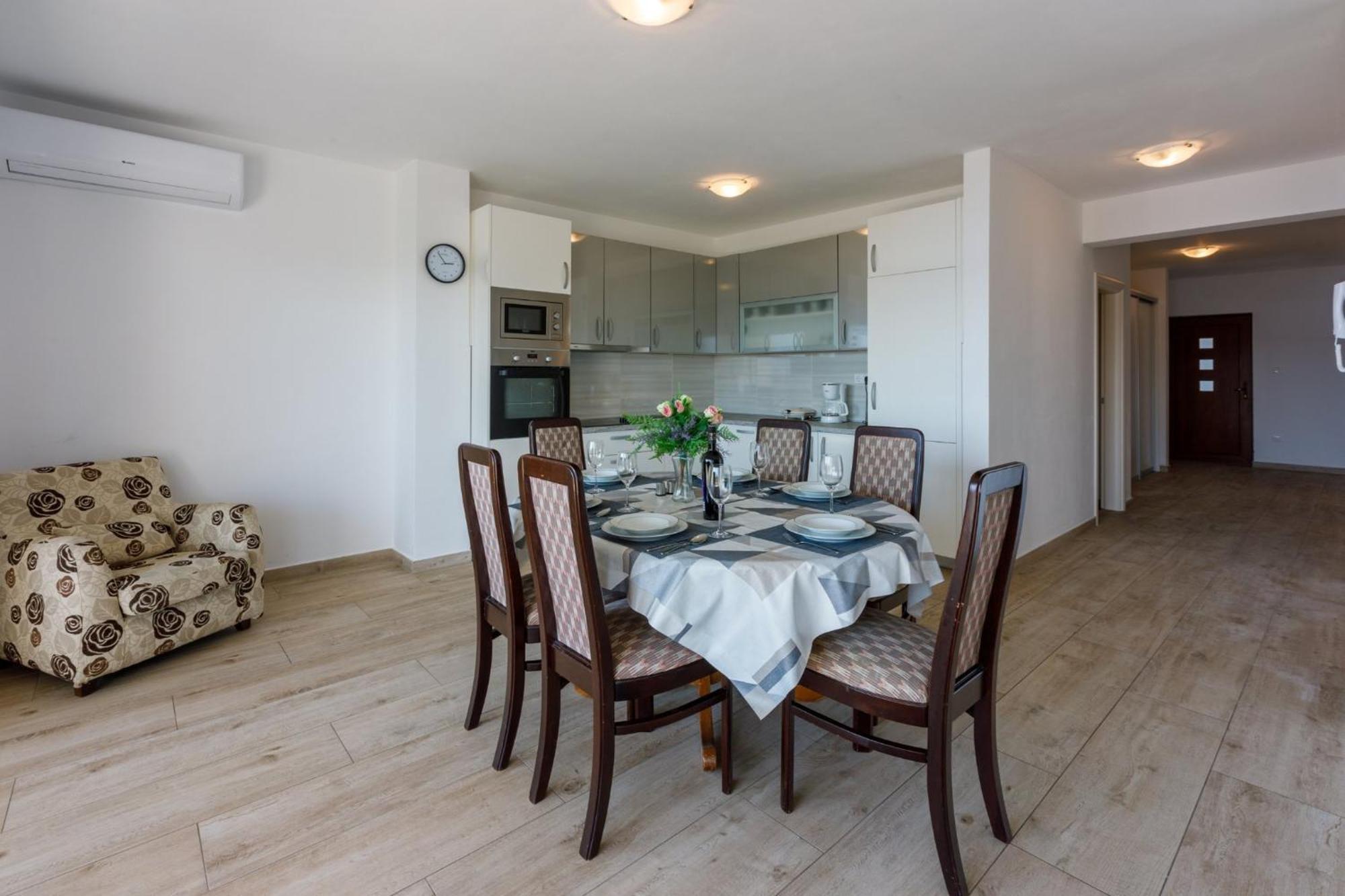 Melanie Appartement Crikvenica Buitenkant foto