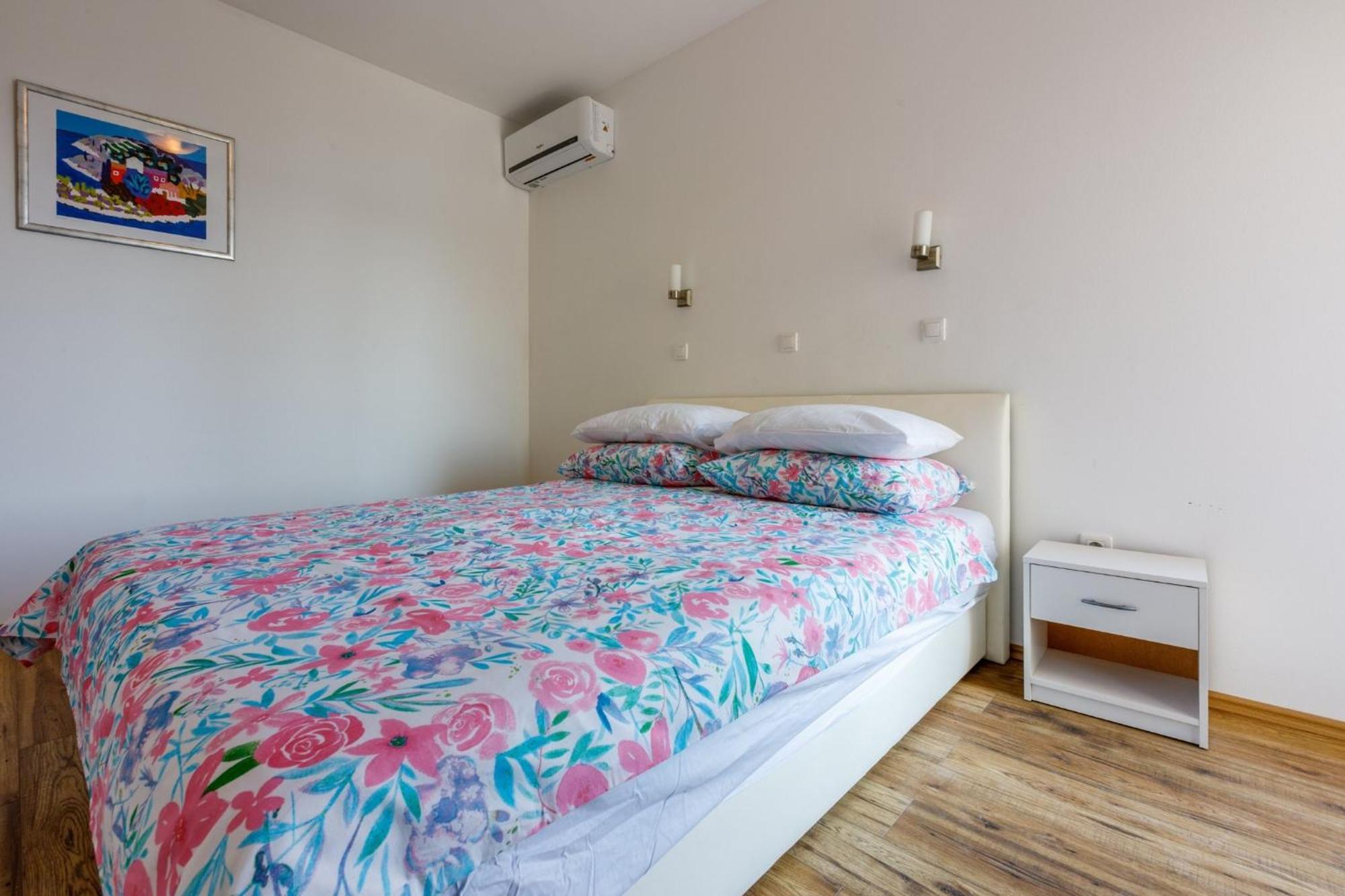 Melanie Appartement Crikvenica Buitenkant foto